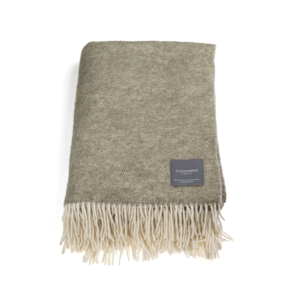 Stackelbergs Wool pläd olive & offwhite